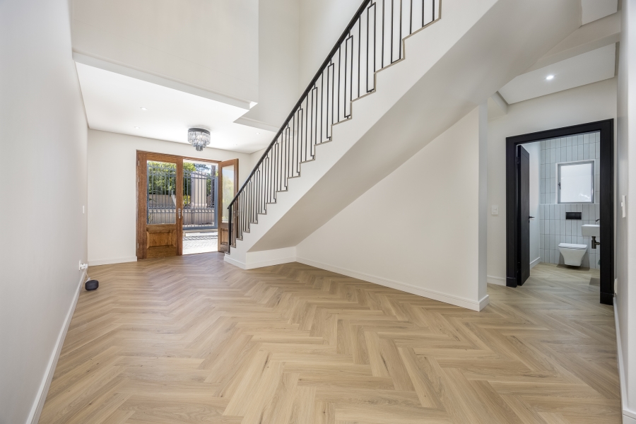 4 Bedroom Property for Sale in Vierlanden Western Cape